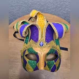 Jester MARDIGRAS mask - New Condition, Clean! Wear Or Hang.